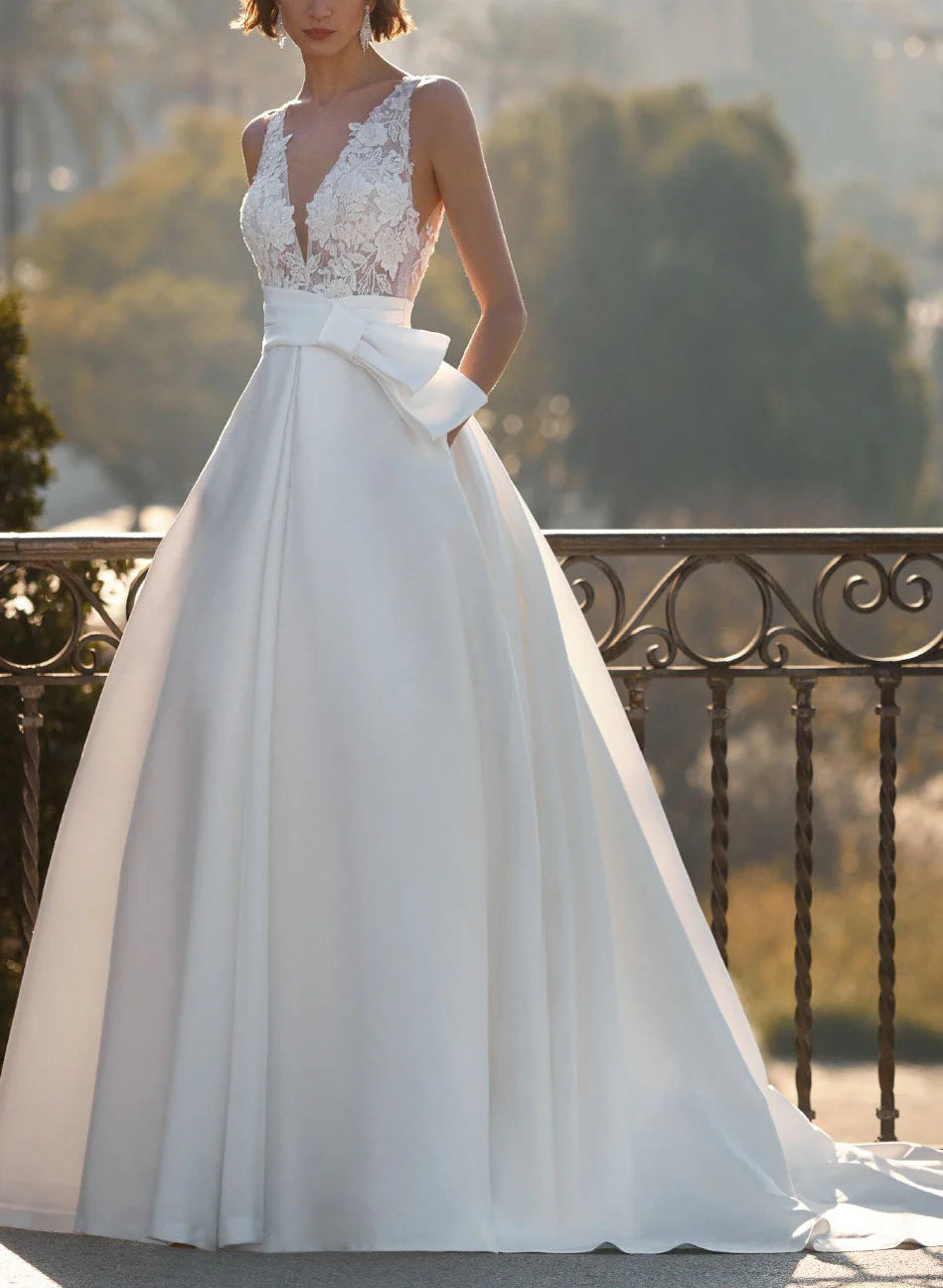 Luolandi V-Neck Lace Satin Ball-Gown Wedding Dresses Sleeveless Floor Length Elegant